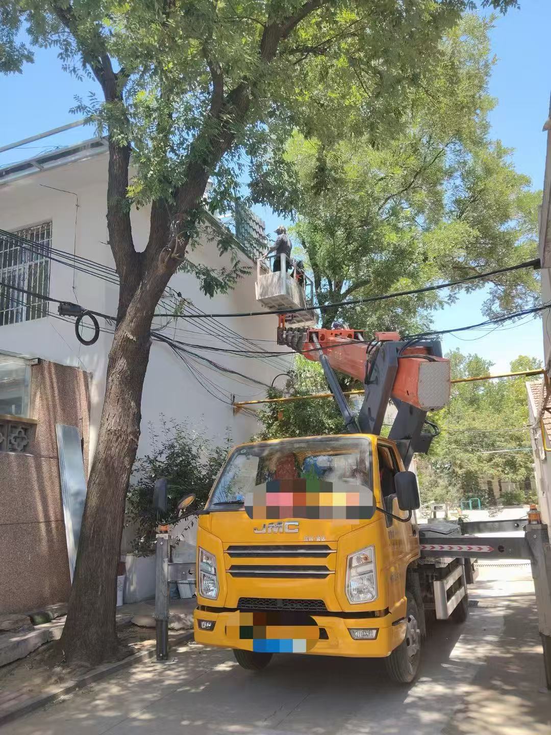 双阳区高空作业车能吊装重物吗？最大承载多少公斤？